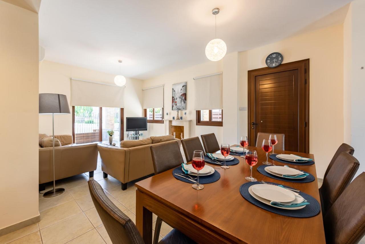 Villa Alexandra By Ezoria Villas Ajía Nápa Kültér fotó