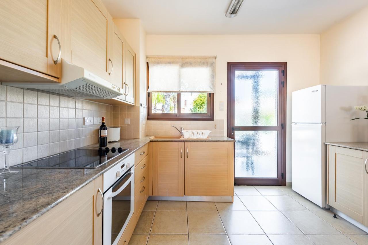 Villa Alexandra By Ezoria Villas Ajía Nápa Kültér fotó
