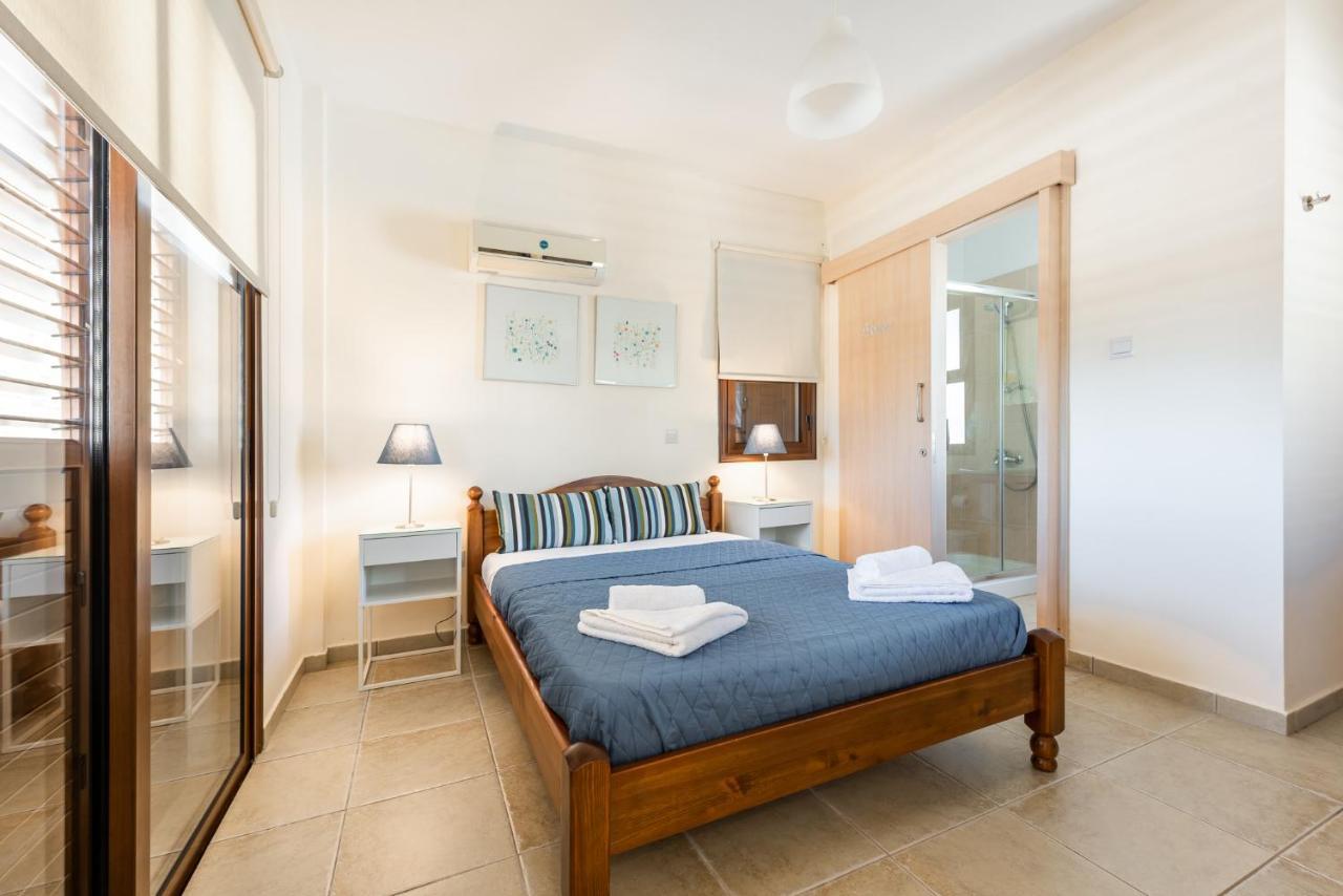 Villa Alexandra By Ezoria Villas Ajía Nápa Kültér fotó