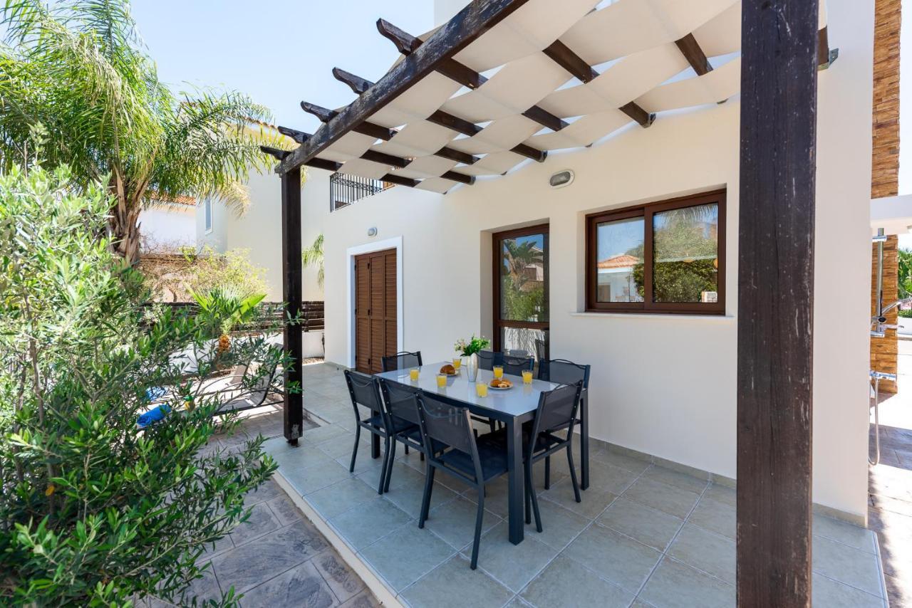 Villa Alexandra By Ezoria Villas Ajía Nápa Kültér fotó